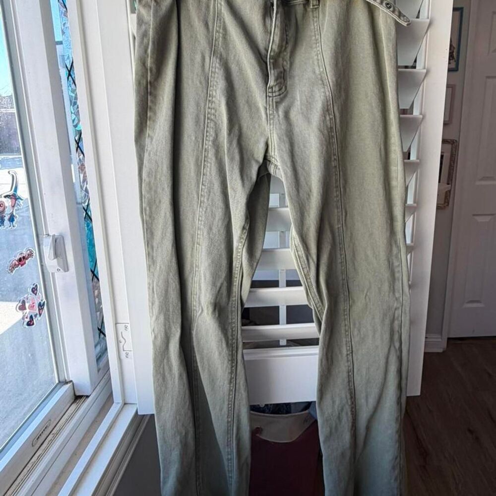 Forever-21 Women's Green Khaki Belted Jeans